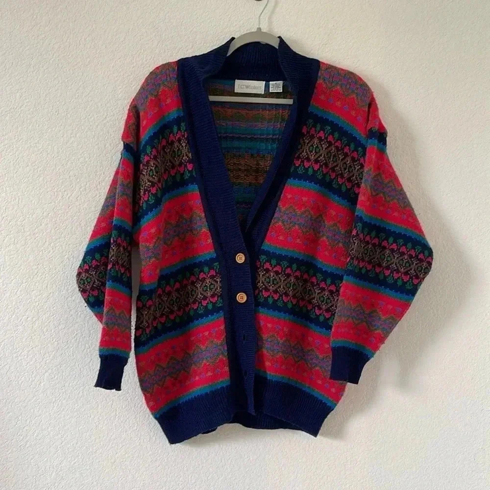 I.C. Winters | Vintage Cardigan with Wooden Buttons | Sz M